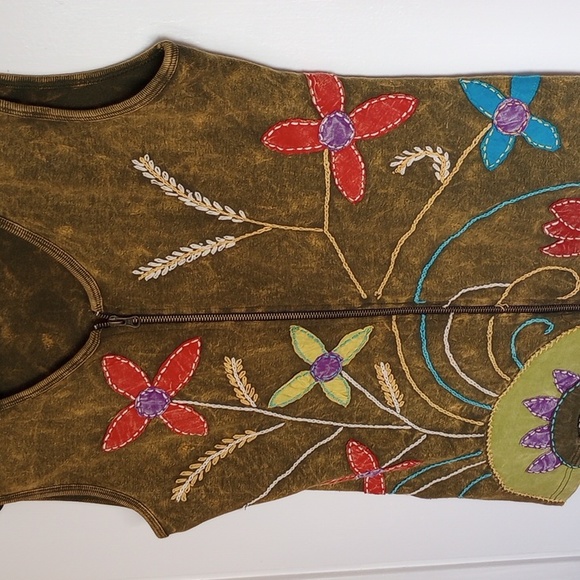 Rising International size M vest - Picture 2 of 6